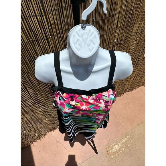 Maxine of Hollywood Skirted One Piece Floral Pink Green Black White Size 12 - Picture 3 of 9